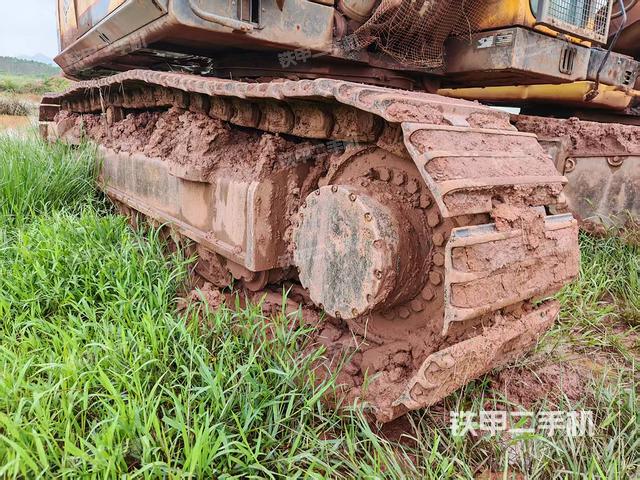 单侧履带整体（整机外观）