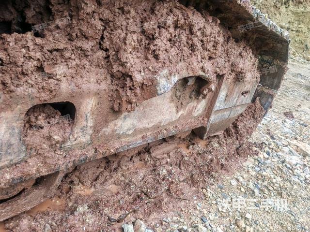 右侧行走马达盖板（行走机构）