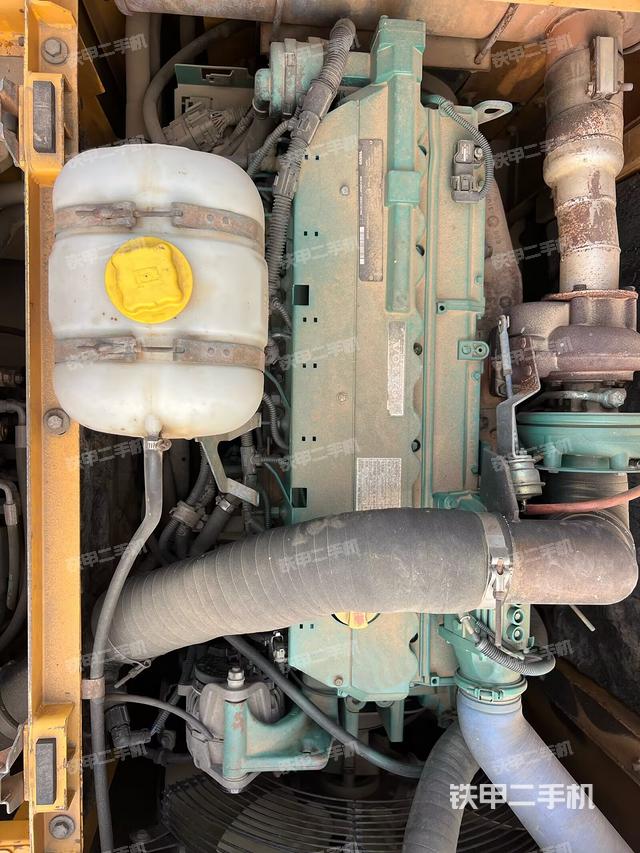 发动机整体俯视（整机外观）