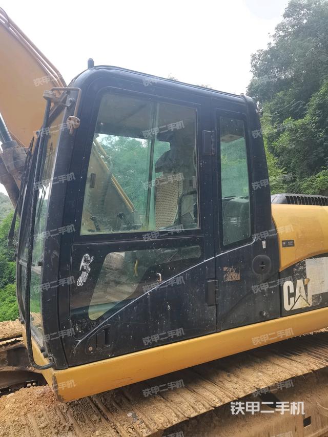 驾驶室正侧（驾驶室部分）