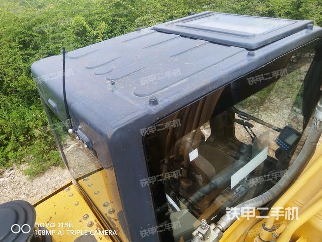 駕駛室頂部俯視（上車部件）