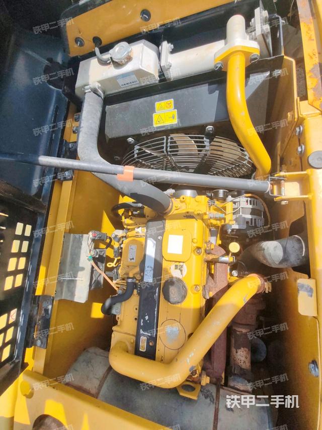 發(fā)動機(jī)整體俯視（整機(jī)外觀）