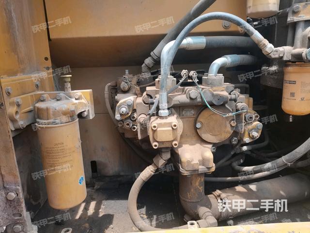 液压泵斜45 左（大件舱室）