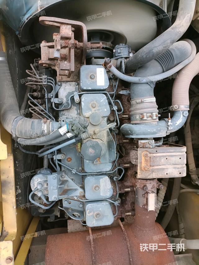 发动机室（上车部件）