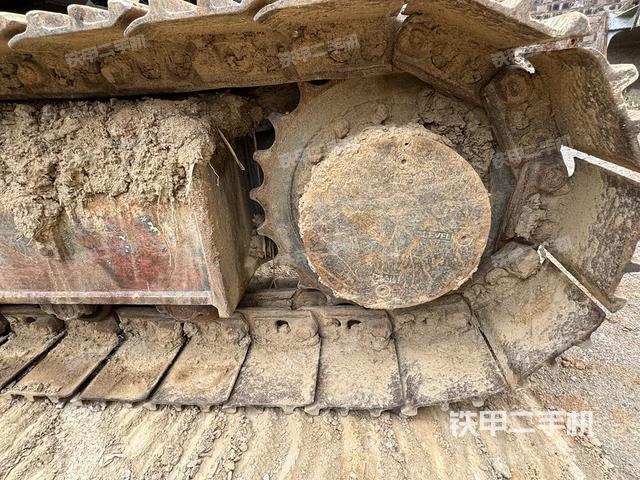 右側(cè)履帶整體（行走機構(gòu)）