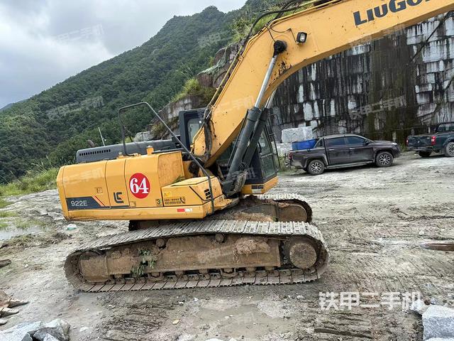 右前45(整機外觀) 右前45(整機外觀)