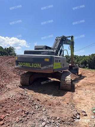 中联重科ZE245E-10挖掘机实拍图片