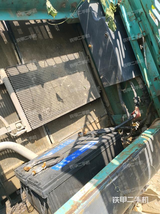 散熱器正面（大件艙室）