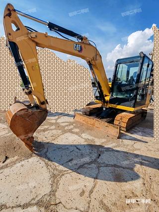 深圳卡特彼勒CAT®305.5E2 小型液压挖掘机实拍图片