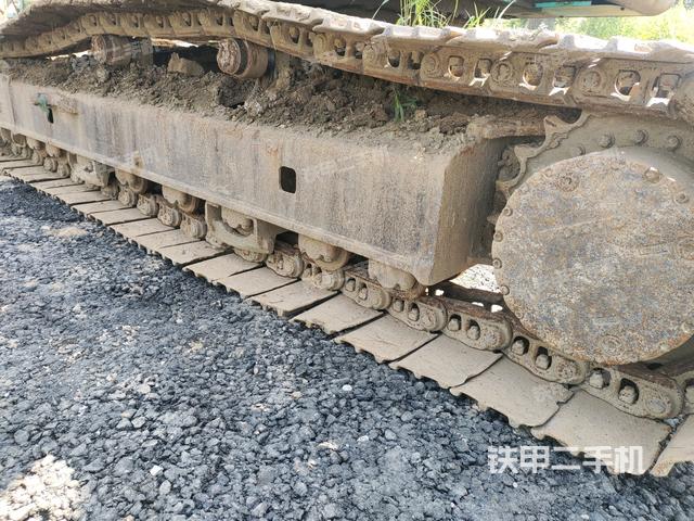 左侧履带整体 （行走机构）