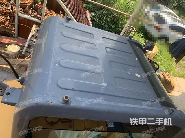 駕駛室頂部（整機(jī)外觀）