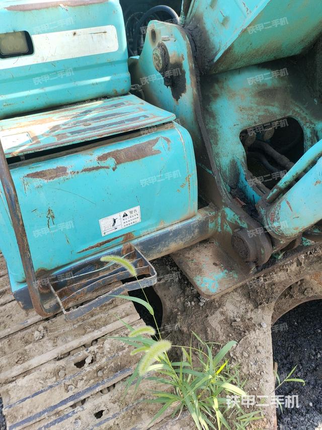 大臂根部 斜视（工作和回转装置）