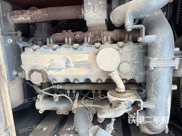 發(fā)動(dòng)機(jī)整體俯視（整機(jī)外觀）