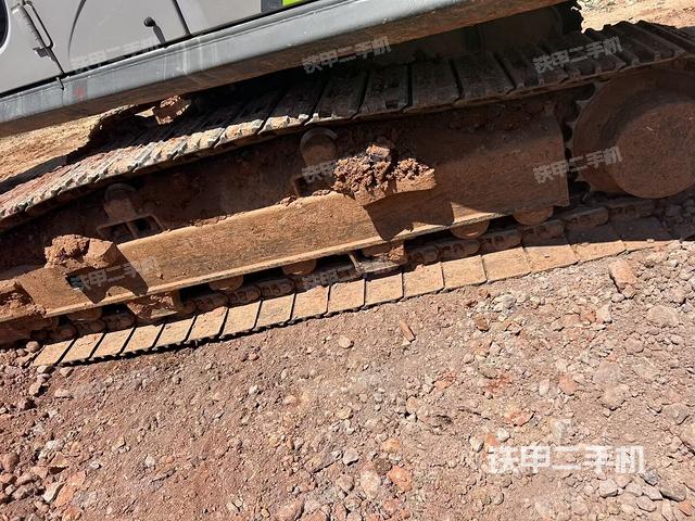 右驱动轮（行走机构）