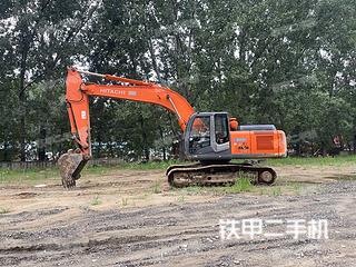 日立ZX240H-3挖掘机实拍图片