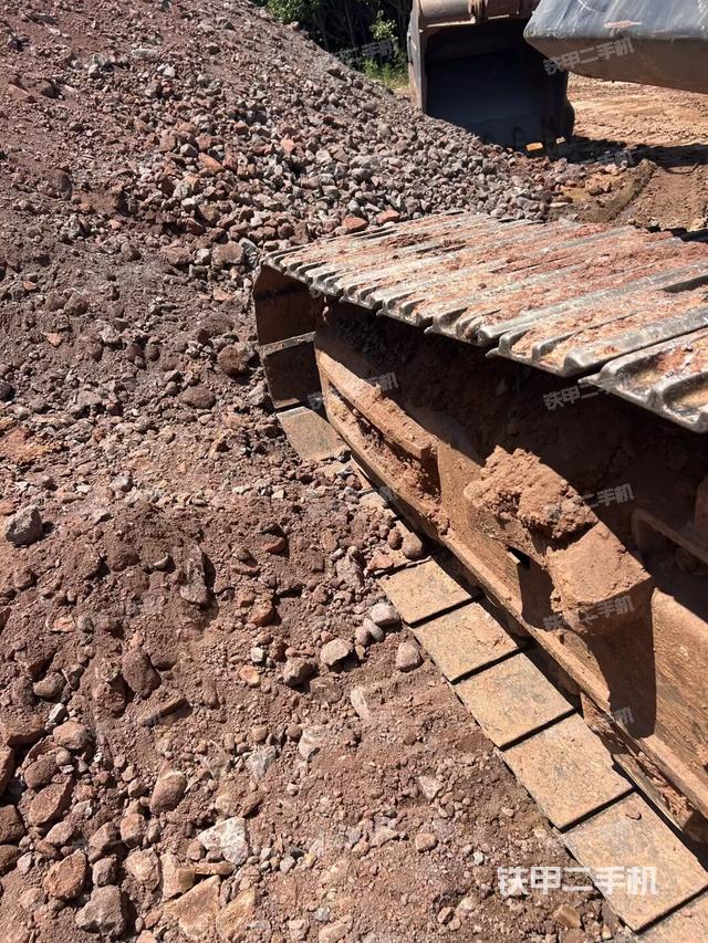 右侧履带整体（行走机构）