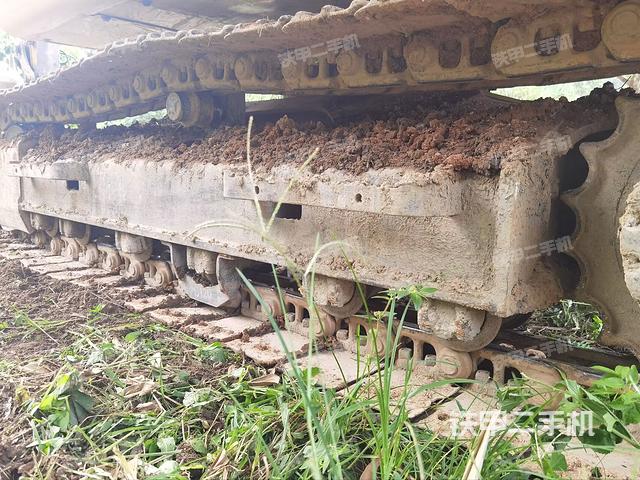 右侧履带整体（行走机构）