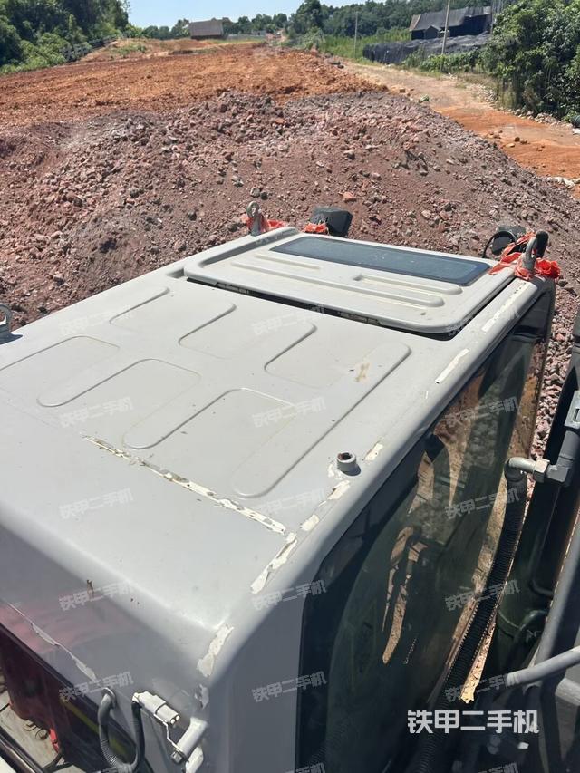 驾驶室顶部俯视（上车部件）