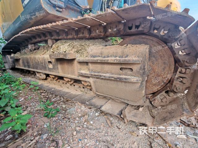 单侧履带整体（整机外观）