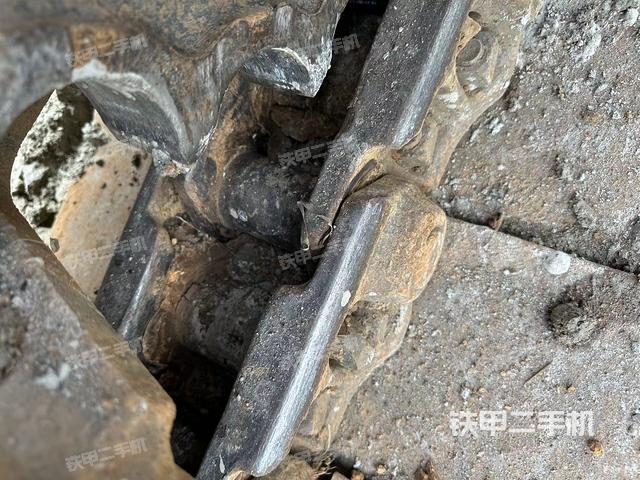 右側行走馬達蓋板(行走機構) 右側行走馬達蓋板(行走機構)