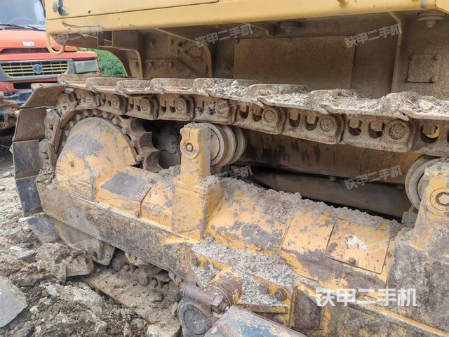 驾驶室操作台（设备外观及核心部件）