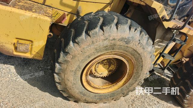 左后輪（行走機構(gòu)）