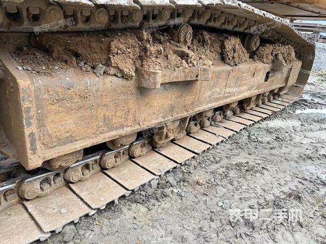 左側履帶整體?(行走機構) 左側履帶整體?(行走機構)