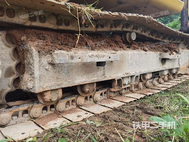 左侧履带整体 （行走机构）