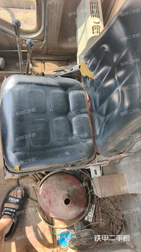 頂棚整體  內(nèi)（駕駛室部分）