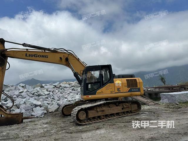 柳工CLG922E挖掘机
