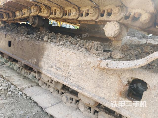 右側(cè)履帶整體（行走機(jī)構(gòu)）