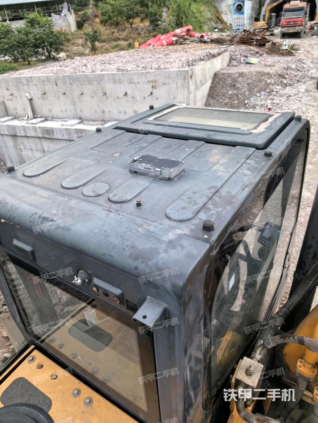 驾驶室顶部俯视（上车部件）