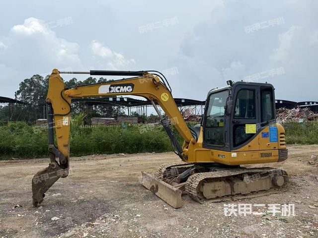 徐工XE60DA挖掘机