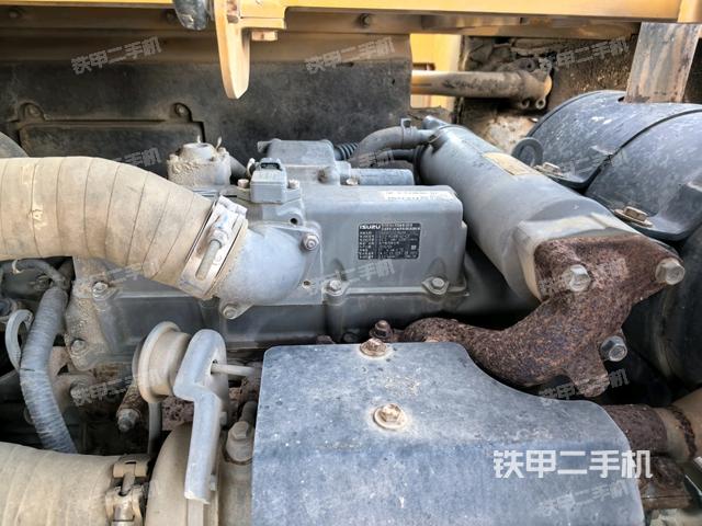 发动机室（上车部件）