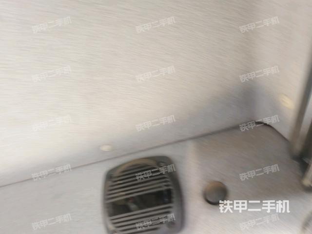 座椅后部（駕駛室部分）