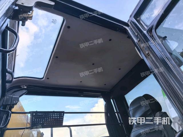  驾驶室正侧（驾驶室部分）