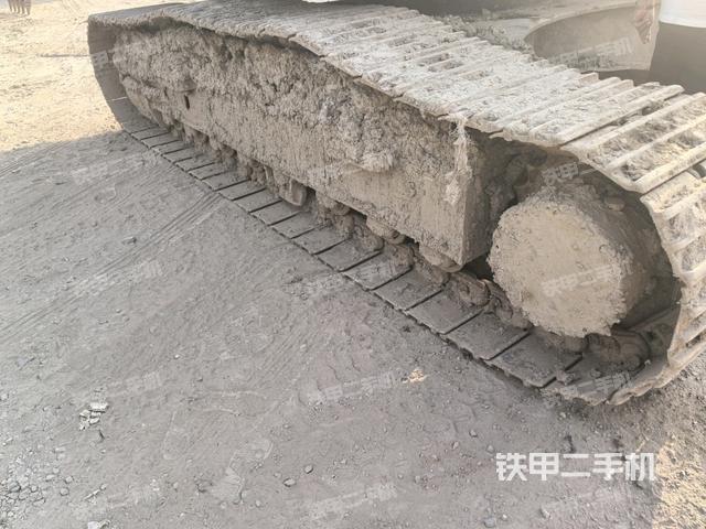 右侧行走马达盖板（行走机构）