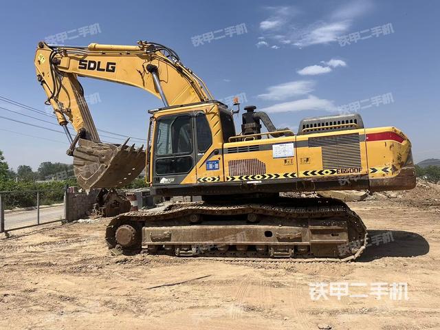 山东临工E6460F挖掘机