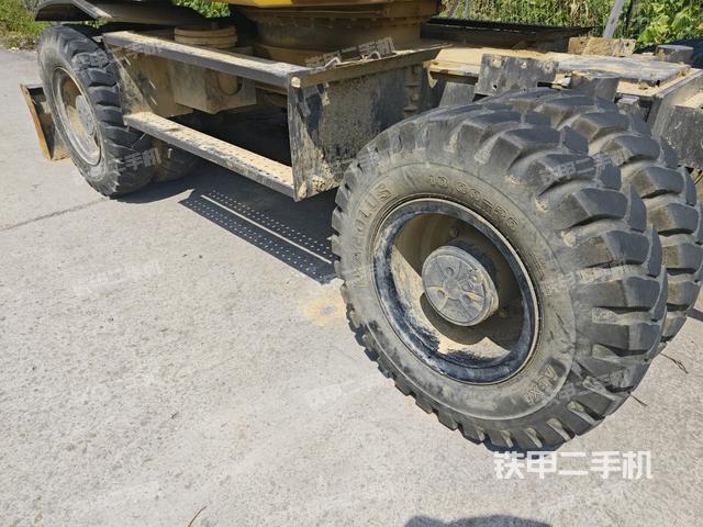 左側(cè)履帶整體?（行走機構(gòu)）