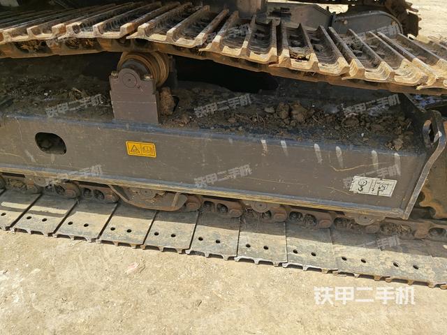 左導(dǎo)向輪（行走機(jī)構(gòu)）