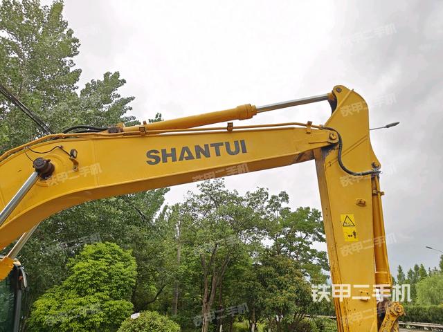 小臂整體右前（工作和回轉(zhuǎn)裝置）