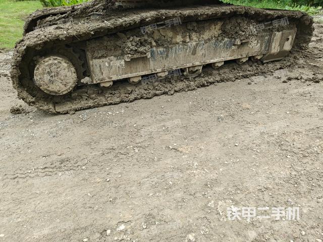 左側(cè)履帶整體?（行走機構(gòu)）