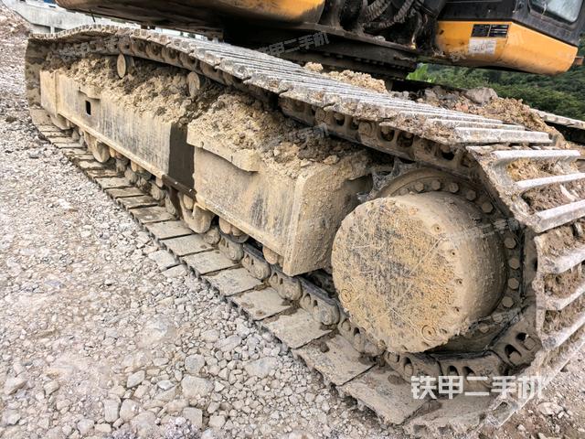 左侧履带整体 （行走机构）