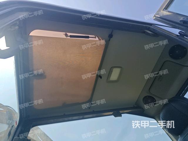 頂棚整體（駕駛室部分）