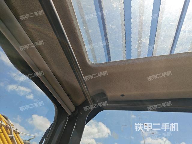 后窗玻璃角標(biāo)（駕駛室部分）