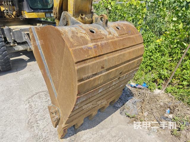 鏟斗45度（工作和回轉(zhuǎn)裝置）