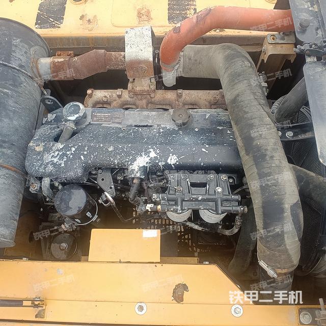 發(fā)動(dòng)機(jī)整體俯視(整機(jī)外觀) 發(fā)動(dòng)機(jī)整體俯視(整機(jī)外觀)