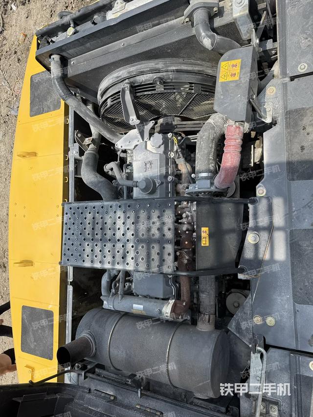 发动机整体俯视（整机外观）