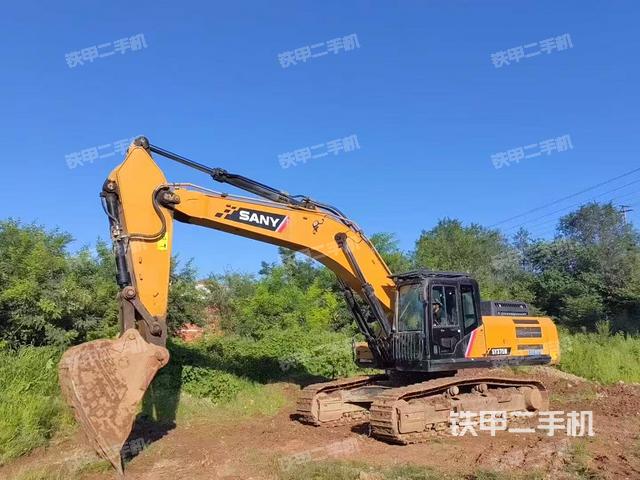 三一重工SY375H挖掘機(jī)