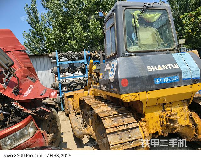 整機(jī)左側(cè)(設(shè)備外觀及核心部件) 整機(jī)左側(cè)(設(shè)備外觀及核心部件)